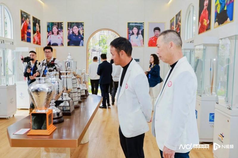 彩票-点燃城市冬奥氛围！17把奥运火炬亮相香江1号